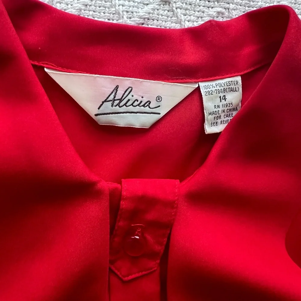 Alicia Red Tie Neck Bow Pleated Blouse Vintage Aesthetic Size 14 Tall - Picture 5 of 10
